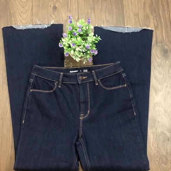 Old Navy Denim - Old Navy Flare Jeans Women's 4 Regular Blue Mid Rise Frayed Hem Dark Wash